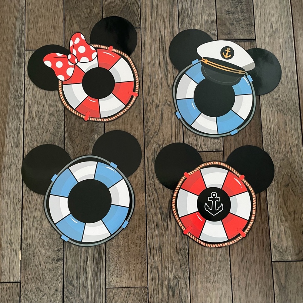 Mickey Mouse 4pcs Cruise/Car Door Magnets